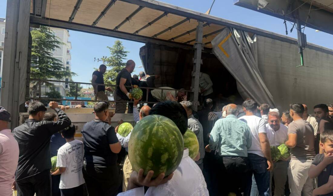 Bitlis'in Ahlat ilçesinde hayırsever çiftçi