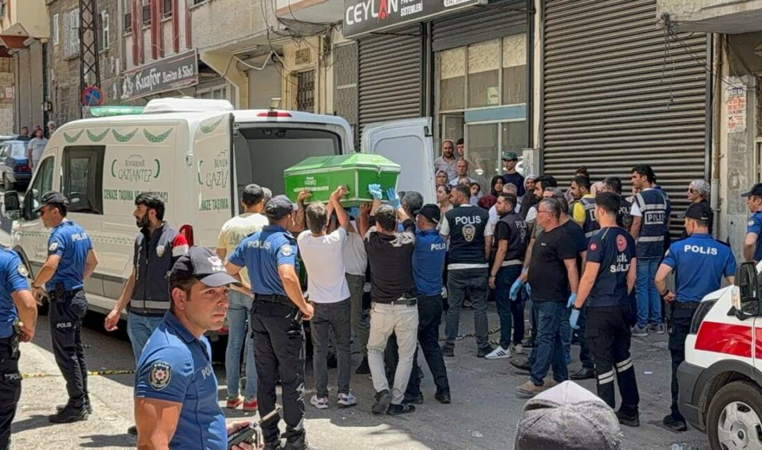 Cezaevinden izinli çıktı, eşini öldürdü! Gaziantep'te cezaevinden izinli çıkan şahıs tartıştığı eşini bıçaklayarak öldürdükten sonra
