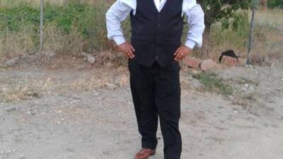 Tokat'ın Turhal ilçesinde kontrolden çıkarak dereye devrilen traktörün sürücüsü hayatını