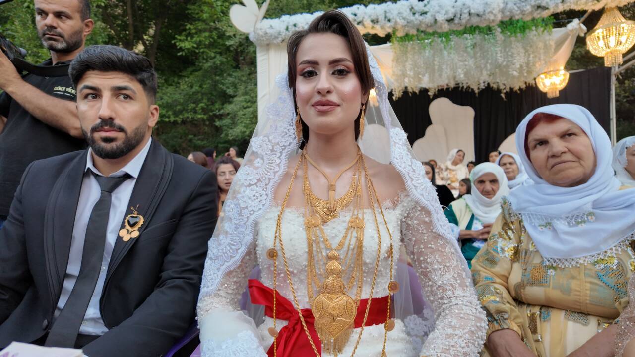 Şırnak’ın Beytüşşebap ilçesinde iki gün iki gece süren düğünde çifte,