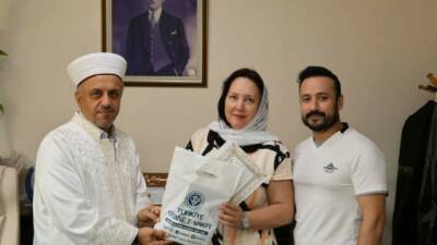Bartın'da Ukraynalı Olena Mykhailovska Müslüman olarak Aylin ismini aldı.