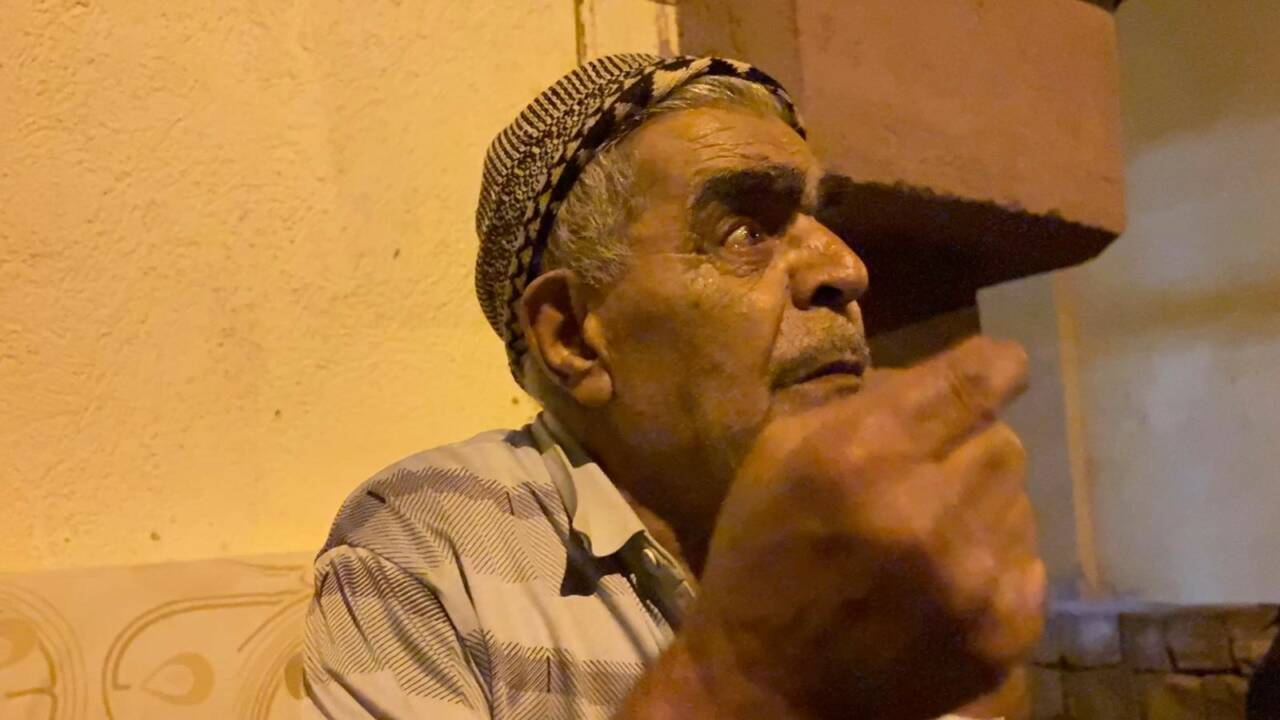 Kayseri’nin Kocasinan ilçesinde bir şahıs yürümekte zorluk çeken babasının akülü