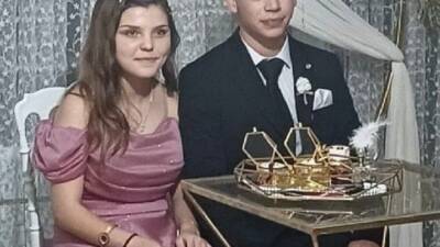 Sakarya'da geçtiğimiz yıl nişanlandıktan kısa süre sonra nişanlısı ile birlikte