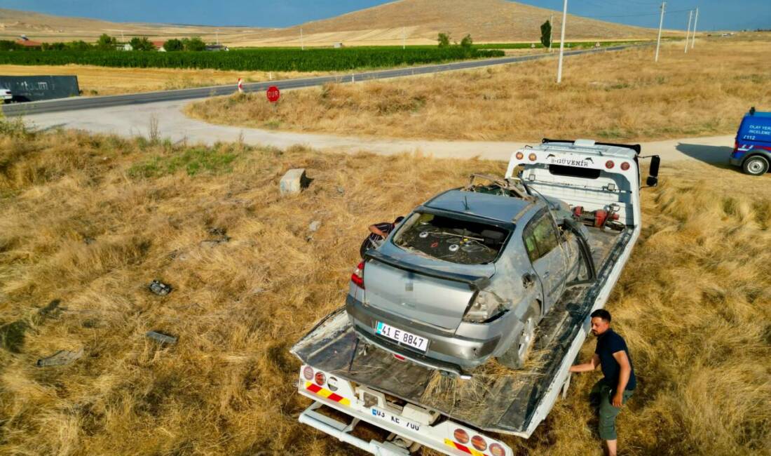 Afyonkarahisar'da kontrolden çıkarak takla atıp