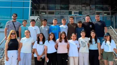 Kırşehir'de düzenlenen Anadolu Yıldızlar Ligi (ANALİG) Yüzme Müsabakalarında Aksaray'ı temsil