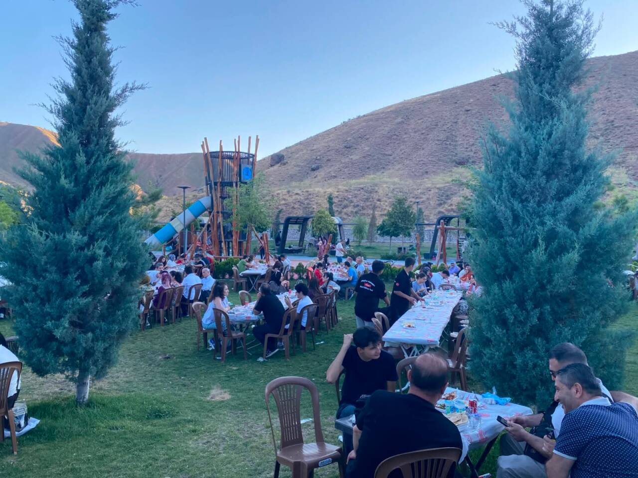 Aksaray Barosu tarafından düzenlenen Geleneksel Adli Tatil Pikniği, Kalanlar Millet
