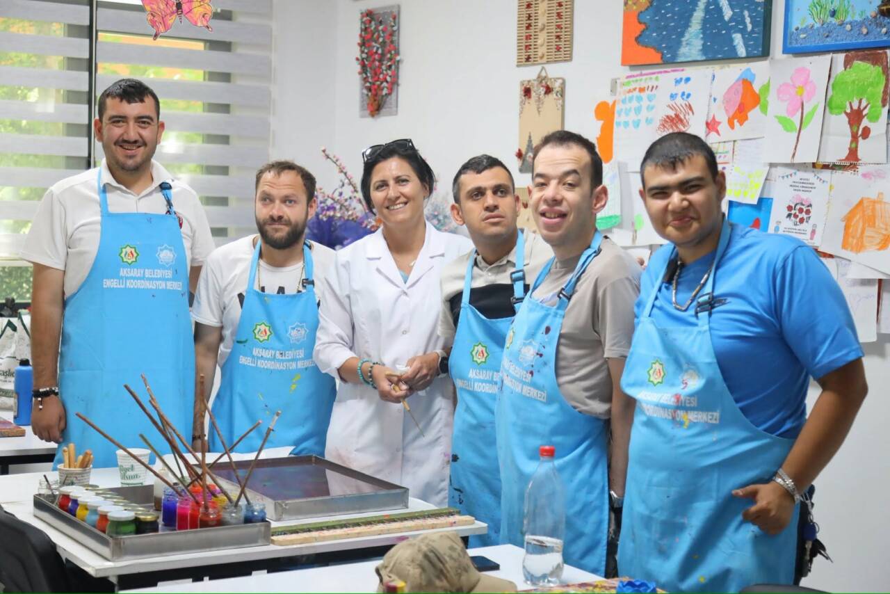 Aksaray Belediyesi, Engelsiz Yaşam Merkezi’nde sunduğu eğitim, sanat, spor ve