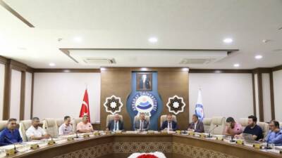 Aksaray Üniversitesi (ASÜ) Kalite Koordinasyon Toplantısı, Rektörlük Senato Salonunda gerçekleştirildi.
