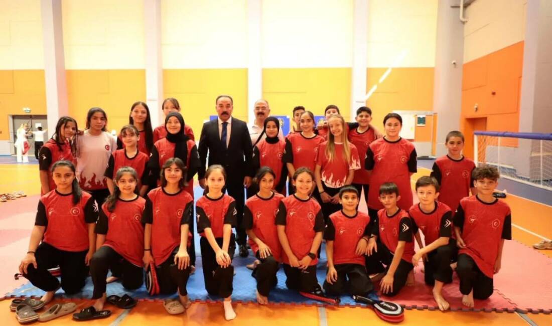 Aksaray’da yoğun ilgi; Çocuklar hem eğleniyor hem öğreniyor Gençlik ve Spor Bakanlığı tarafından düzenlenen GSB Yaz Spor Okulları,