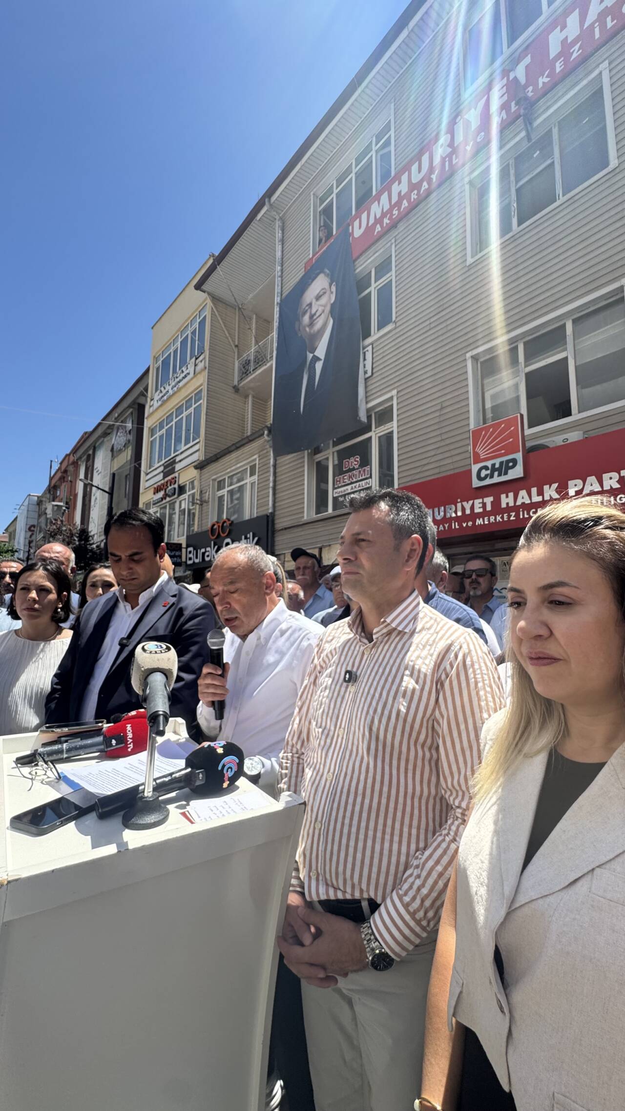 Cumhuriyet Halk Partisi (CHP) Genel Merkezi tarafından görevden alınan 26
