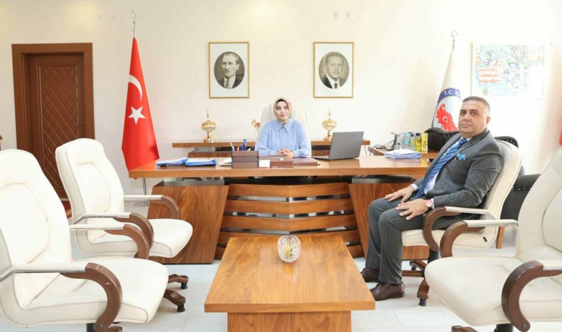 İl Müdürü Gürel’den Sarıyahşi Kaymakamı Arıkan’a Ziyaret Aksaray Sanayi ve Teknoloji İl Müdürü Ferdi Gürel ile Sarıyahşi
