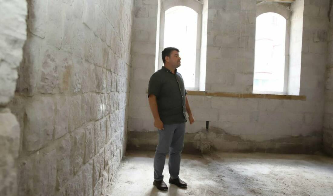 Başkan Dinçer Tarihi Kültür Konağı çalışmalarını inceledi Aksaray'da kültürel mirasın korunması ve gelecek nesillere aktarılması amacıyla yürütülen