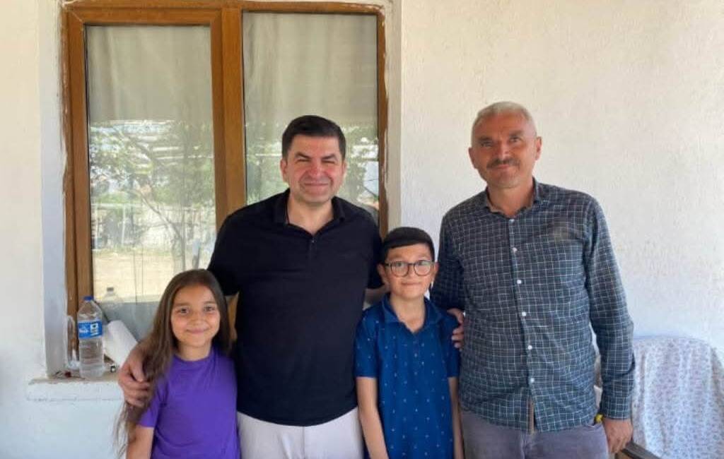 Kaymakam Ahmet Karatepe’den köylere veda ziyareti Ortaköy Kaymakamı Ahmet Karatepe, görev süresinin sona ermesi dolayısıyla veda
