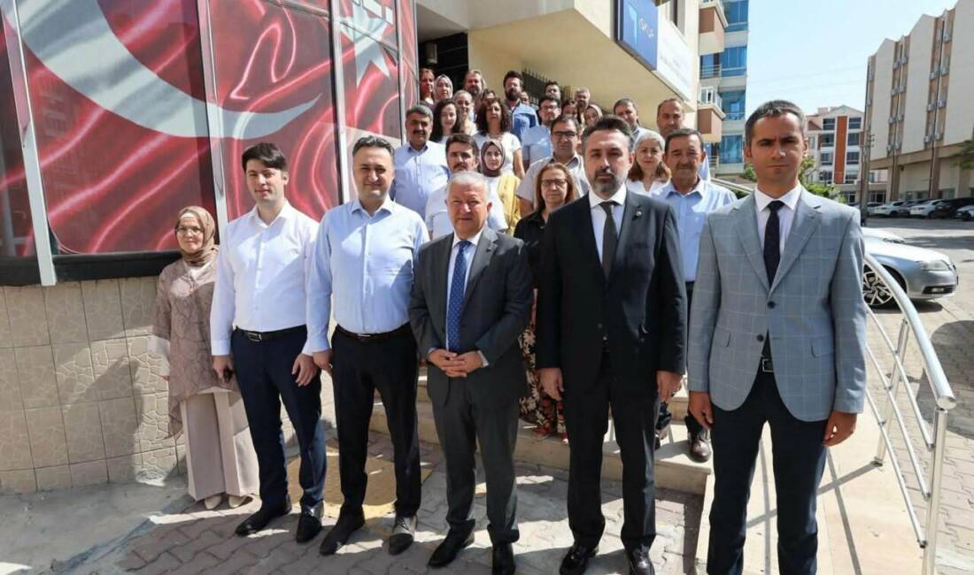 Aksaray Valisi Murat Duru, İŞKUR İl Müdürlüğü'nü ziyaret ederek göreve