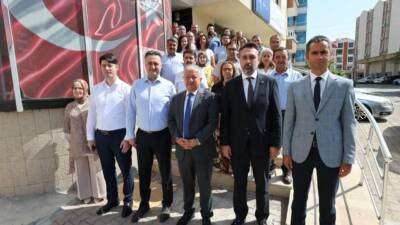 Aksaray Valisi Murat Duru, İŞKUR İl Müdürlüğü'nü ziyaret ederek göreve