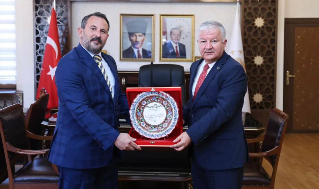 Vali Duru’ya önemli ziyaret; İnsan hakları görüşüldü Aksaray Valisi Murat Duru, Türkiye İnsan Hakları ve Etik Kurulu