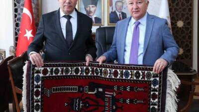 Yenikent Belediye Başkanı Ali Altınsoy, Aksaray Valisi Murat Duru’yu ziyaret