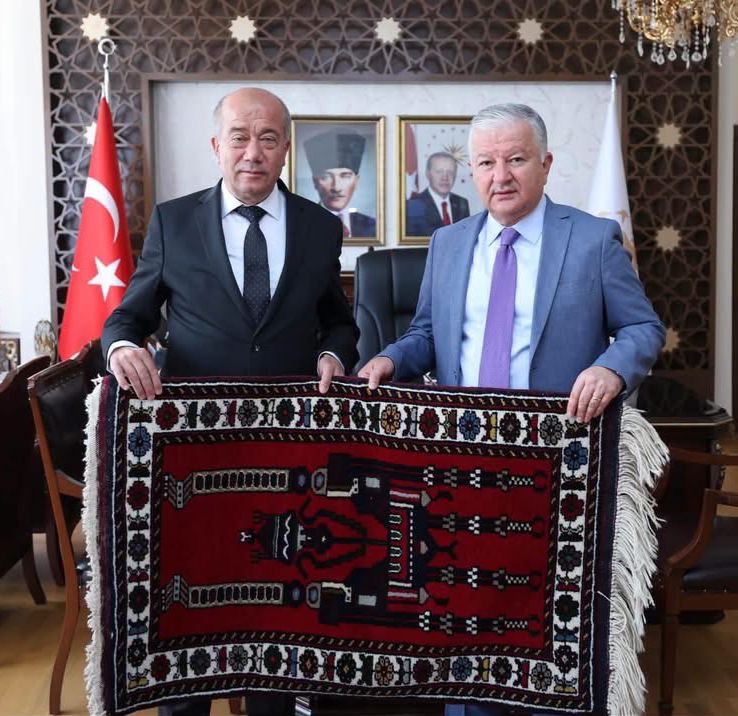 Yenikent Belediye Başkanı Ali Altınsoy, Aksaray Valisi Murat Duru’yu ziyaret
