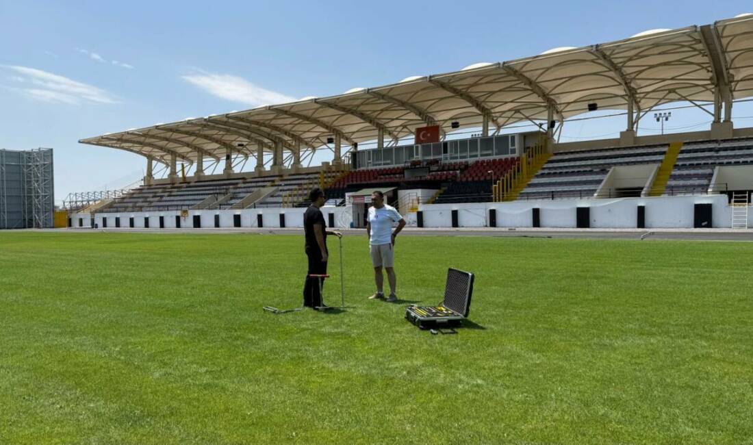 Aksarayspor’un maçlarını oynayacağı stadyum hazır! Ya takım? TFF çim zemin uzmanının yaptığı incelemede Dağılgan Stadyumu’nun çim kalitesi,