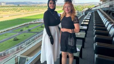 Türk Kadınlar Konseyi üyeleri, Ankara Hipodromu’nda düzenlenen Dünya Kadınlar Koşusu’nu