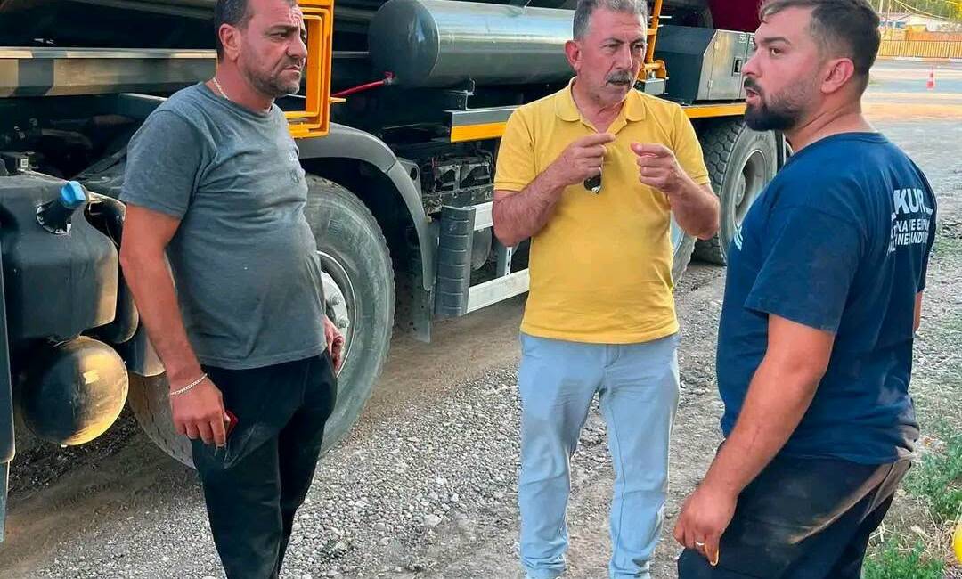 Yeşilova Belediyesi araç filosunu yeni asfalt makinesiyle güçlendirdi Yeşilova Belediyesi, yol yapım ve bakım çalışmalarında kullanılmak üzere araç