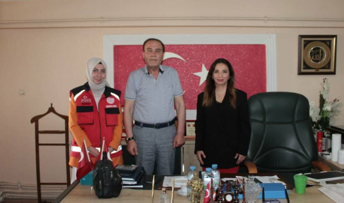 15 Temmuz anma programı kapsamında şehit aileleri ve gazilere anlamlı ziyaret 15 Temmuz Demokrasi ve Millî Birlik Günü dolayısıyla Aksaray Aile