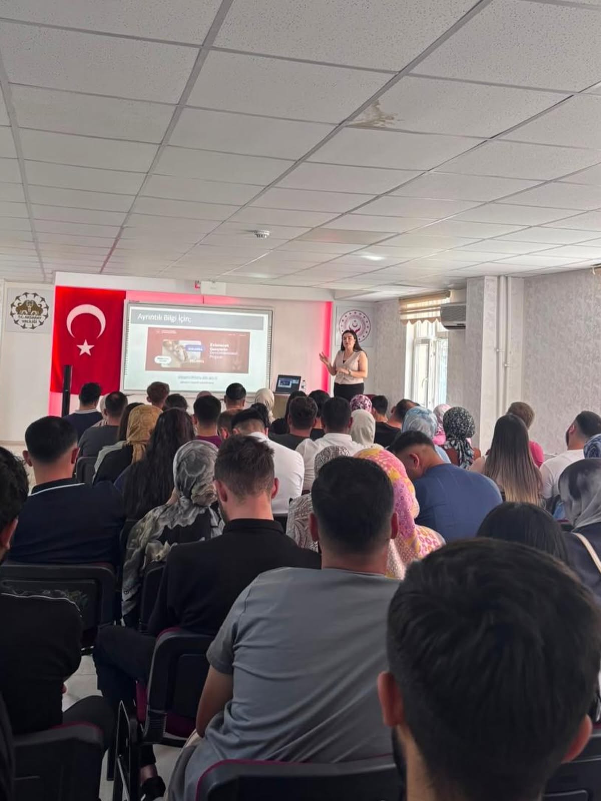 Aksaray’da, “Evlenecek Gençlerin Desteklenmesi Projesi” kapsamında evlilik kredisi desteğinden yararlanacak