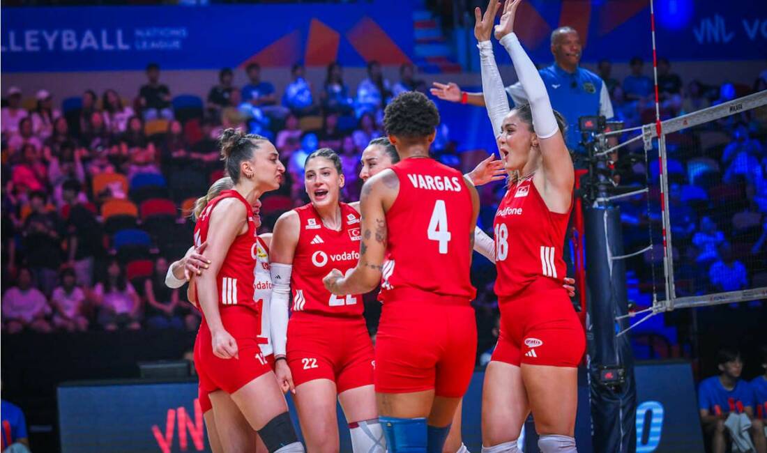 A Milli Kadın Voleybol Takımı, FIVB Voleybol Milletler Ligi finalinde