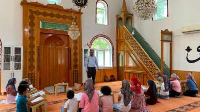 Sultanhanı İlçe Müftüsü Selman Çiloğlu, ilçedeki üç camide eğitim gören