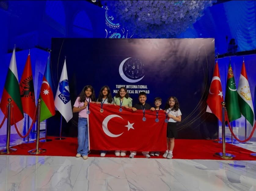 Dünya birincisi Aksaray’dan! Türk Dünyası Matematik Olimpiyatı’nda büyük gurur Azerbaycan’ın başkenti Bakü’de düzenlenen Türk Dünyası Uluslararası Matematik Olimpiyatı’nda Aksaraylı