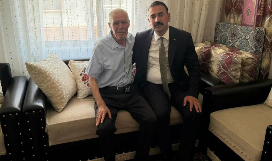 Kaymakam Göksun’dan şehit aileleri ve gazilere veda ziyareti Sultanhanı Kaymakamı Bilal Göksun, veda ziyaretleri kapsamında şehit aileleri ve