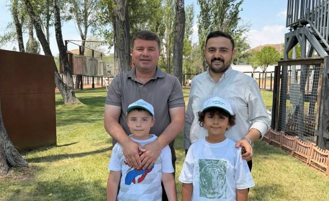 TÜGVA yaz okulu öğrencileri Macera Parkı’nda unutulmaz bir gün geçirdi Aksaray’da TÜGVA Yaz Okulları kapsamında düzenlenen etkinlikte öğrenciler, Belediye Macera