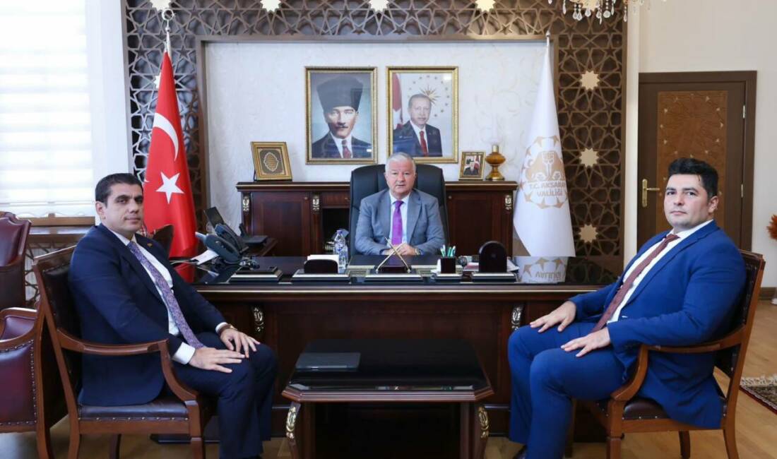 Vali Duru, göreve başlayan vali yardımcılarını kabul etti Aksaray Valisi Murat Duru, göreve yeni başlayan Vali Yardımcıları Mehmet